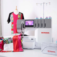 Load image into Gallery viewer, BERNINA L 860 Overlocker