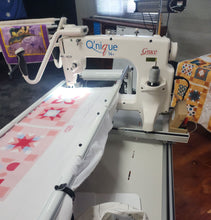 Load image into Gallery viewer, Preloved Q'nique 14+ Quilting Machine on Grace Hoop Frame 2nd Hand