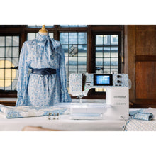 Load image into Gallery viewer, BERNINA B495LE - Pre-Order Now