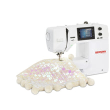 Load image into Gallery viewer, BERNINA 475QE Sewing Machine