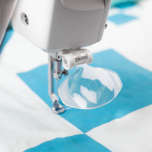 Load image into Gallery viewer, Magnifique Magnifying Glass