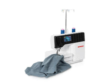 Load image into Gallery viewer, Bernina L 890 - Outstanding overlock and coverstitch Combo
