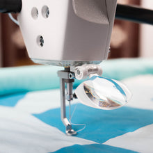 Load image into Gallery viewer, Magnifique Magnifying Glass