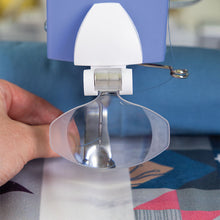 Load image into Gallery viewer, Magnifique Magnifying Glass