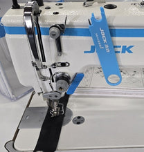 Load image into Gallery viewer, Jack Multifunctional Needle Threader
