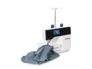 Bernina L 890 - Outstanding overlock and coverstitch Combo
